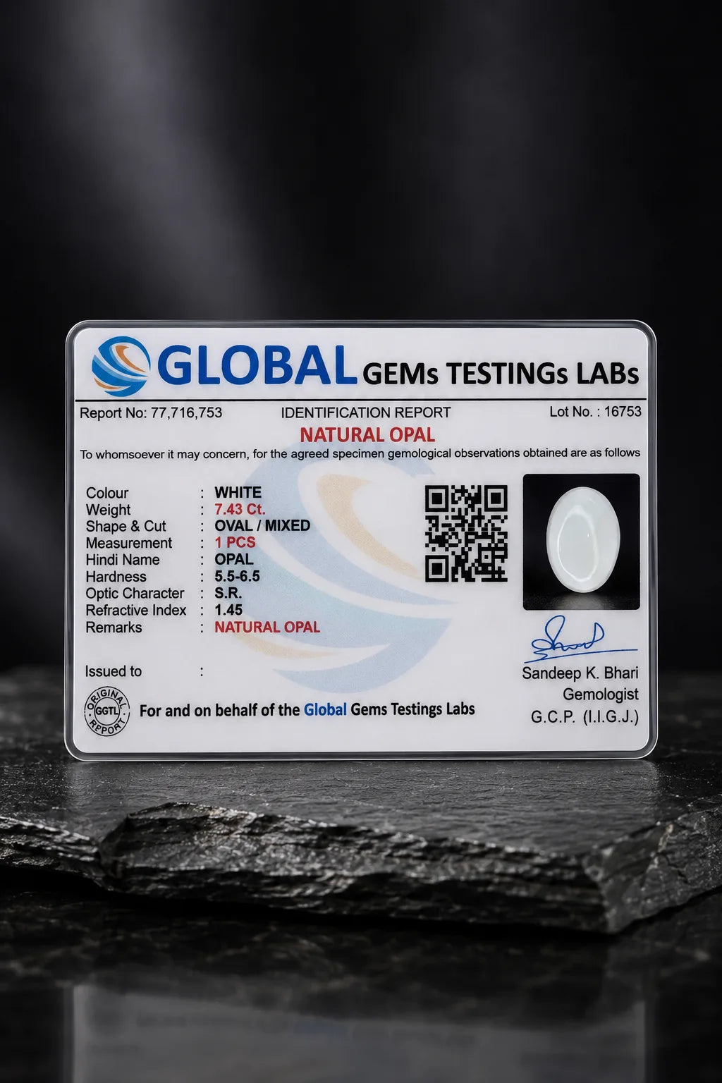 White Opal 7.43 Ct