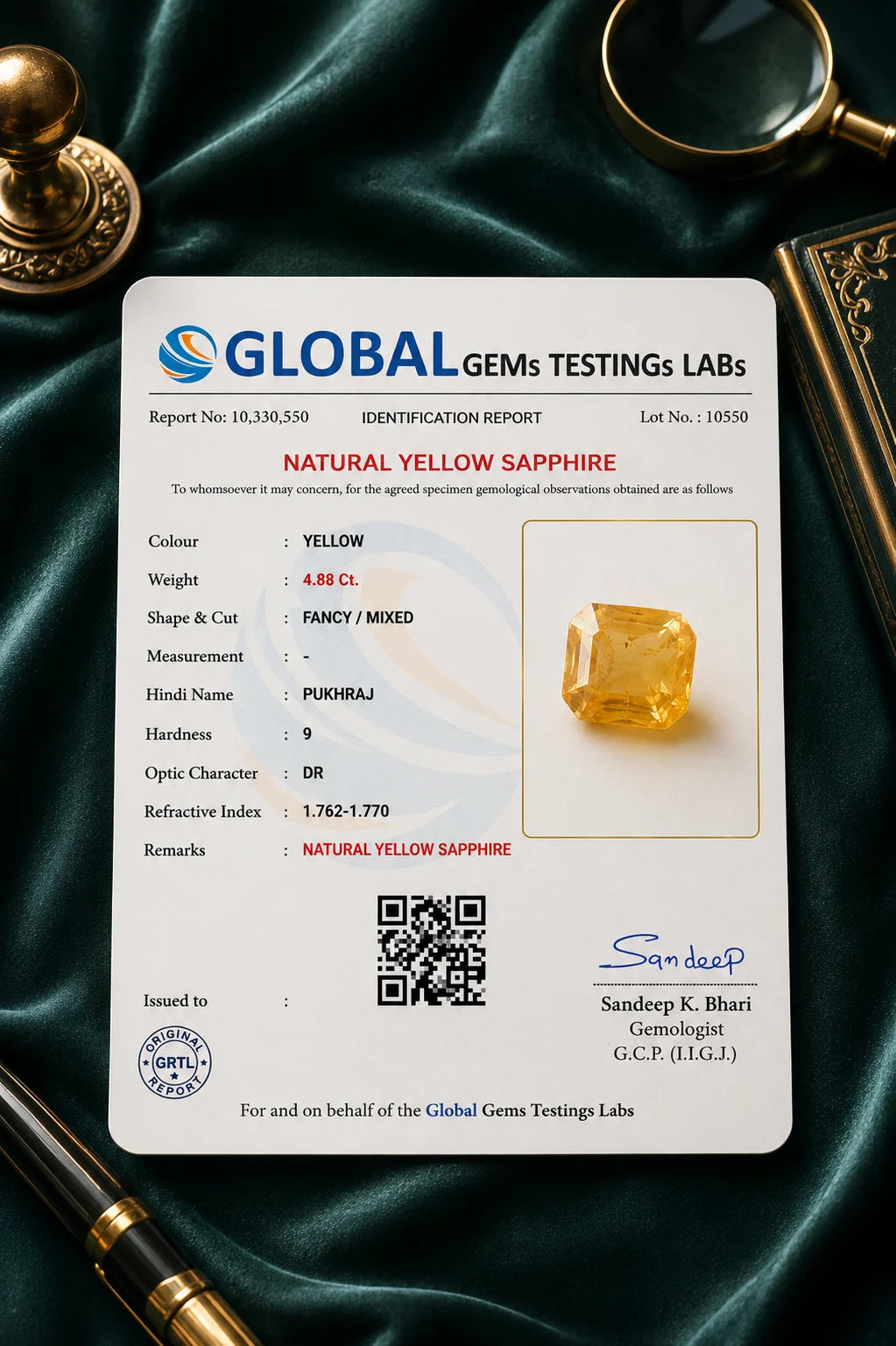 Yellow Sapphire (Pukhraj) 4.88 Ct